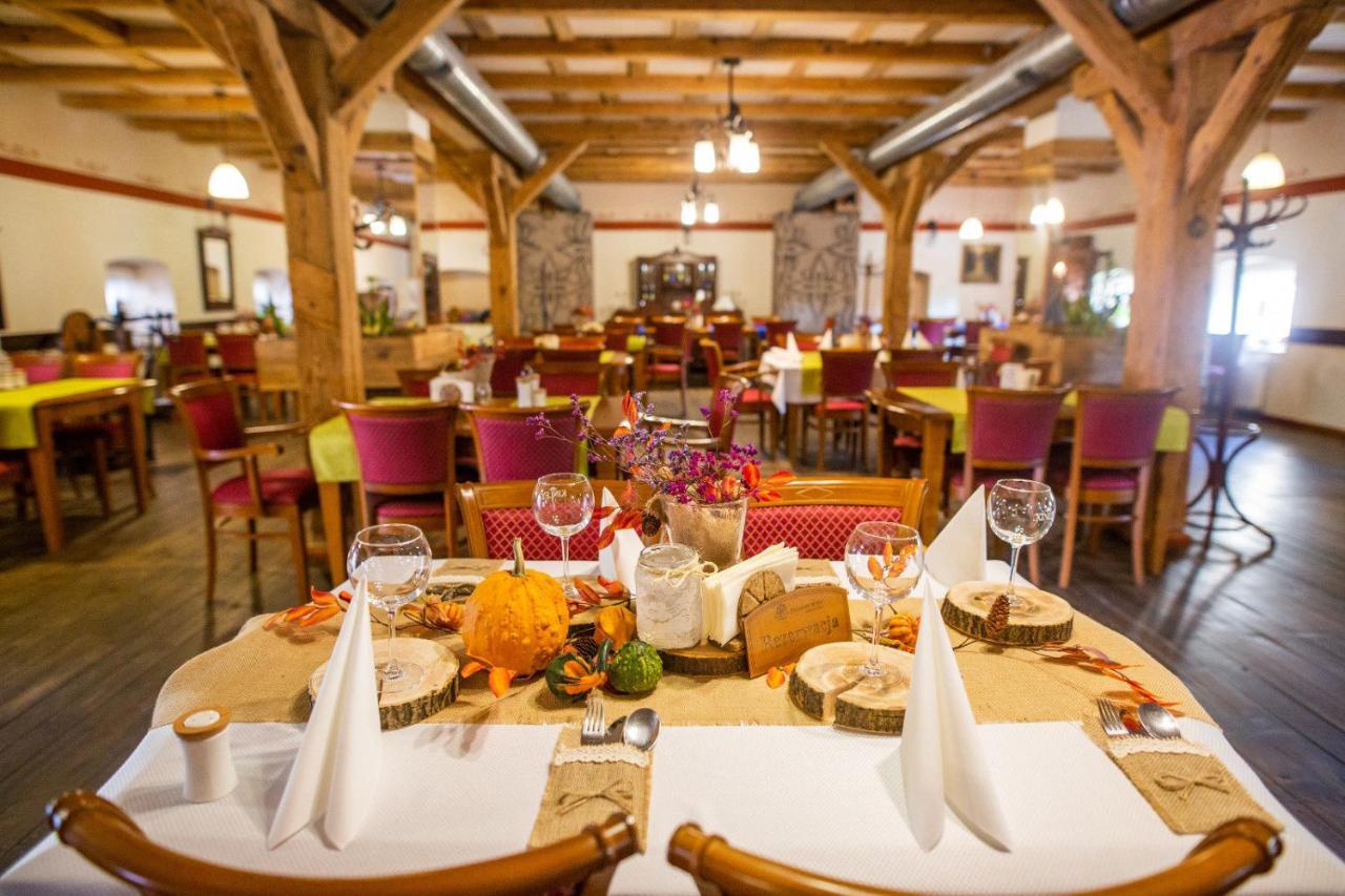 Hotel Zamkowy Mlyn Krapkowice Luaran gambar