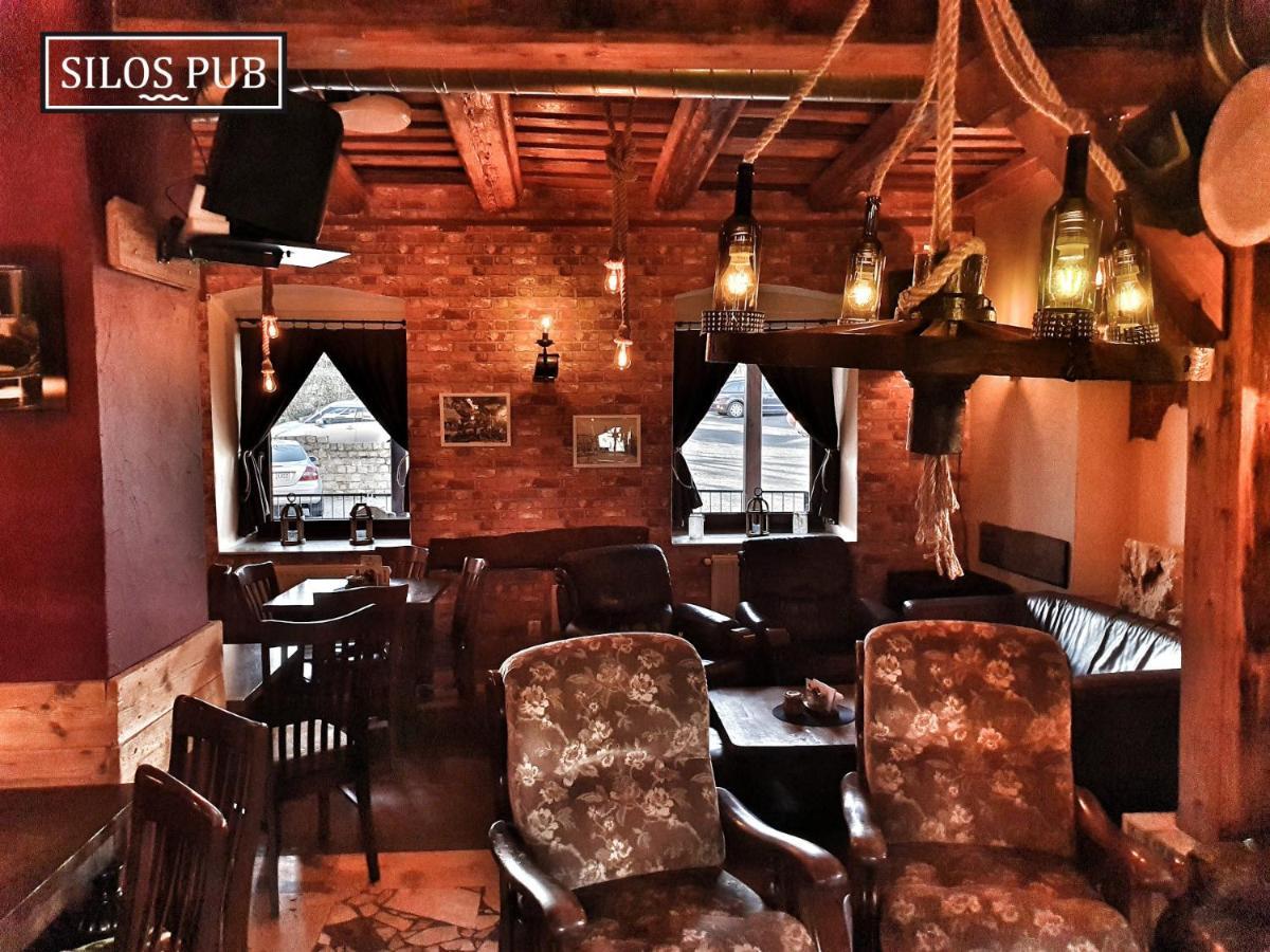 Hotel Zamkowy Mlyn Krapkowice Luaran gambar