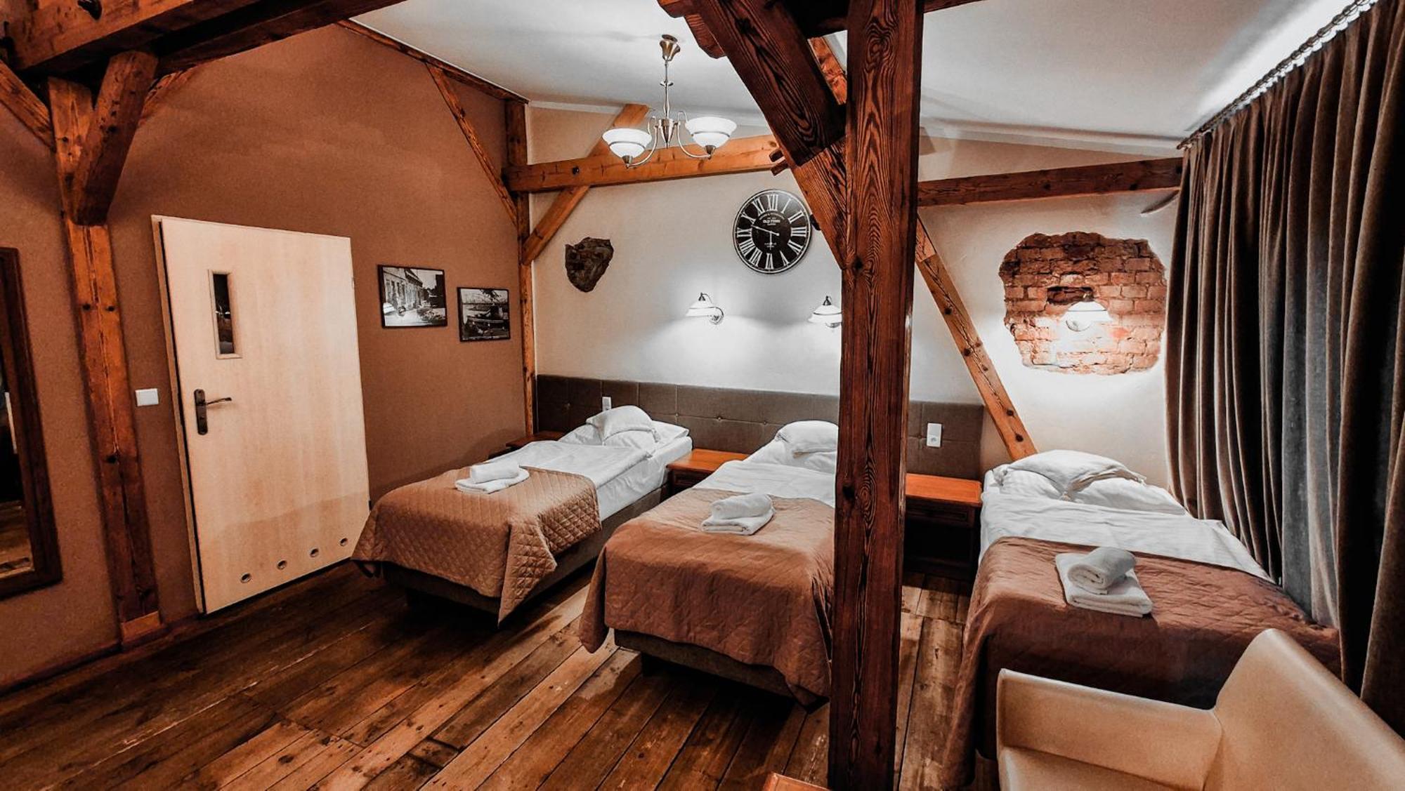 Hotel Zamkowy Mlyn Krapkowice Luaran gambar